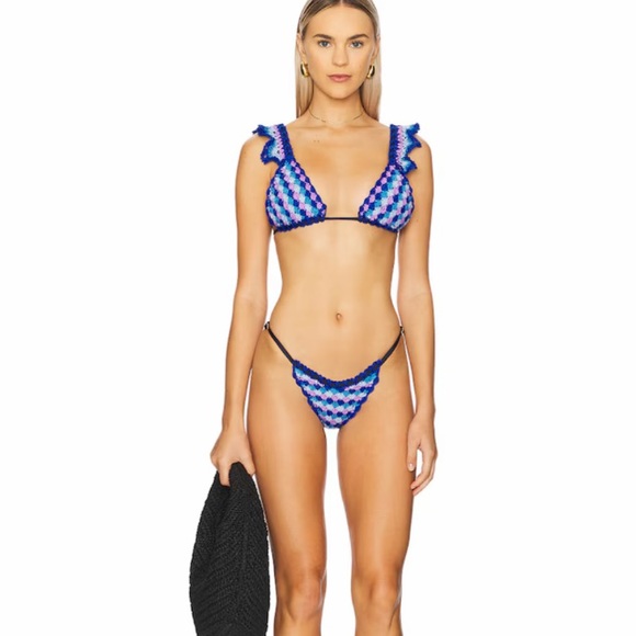 CAPITTANA SET - Picture 2 of 16